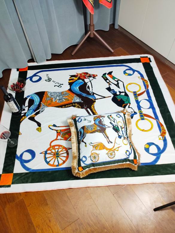 Hermes 1.5x1.5m 1.5x2m 2x2.3m  (1)