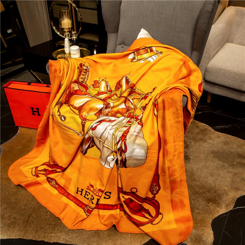 Hermes 1.5x1.5m 1.5x2m 2x2.3m  (2)