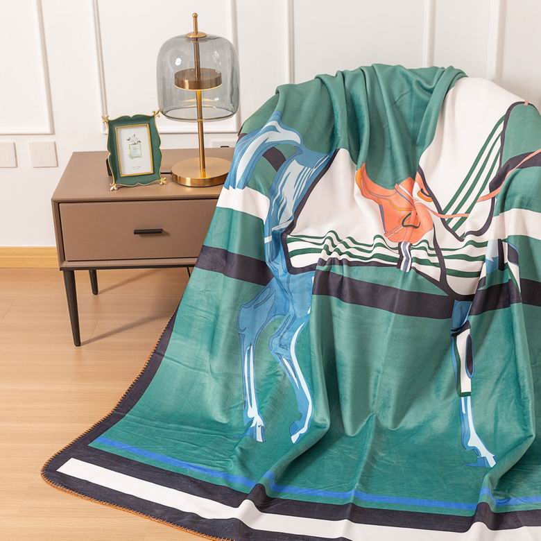 Hermes 1.5x1.5m 1.5x2m 2x2.3m   (12)