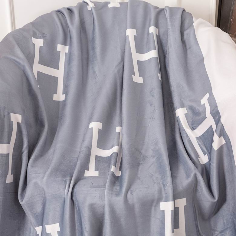 Hermes 1.5x1.5m 1.5x2m 2x2.3m   (13)