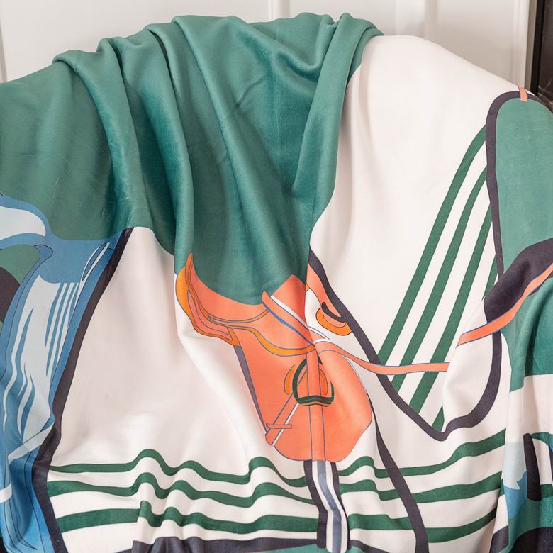 Hermes 1.5x1.5m 1.5x2m 2x2.3m   (14)