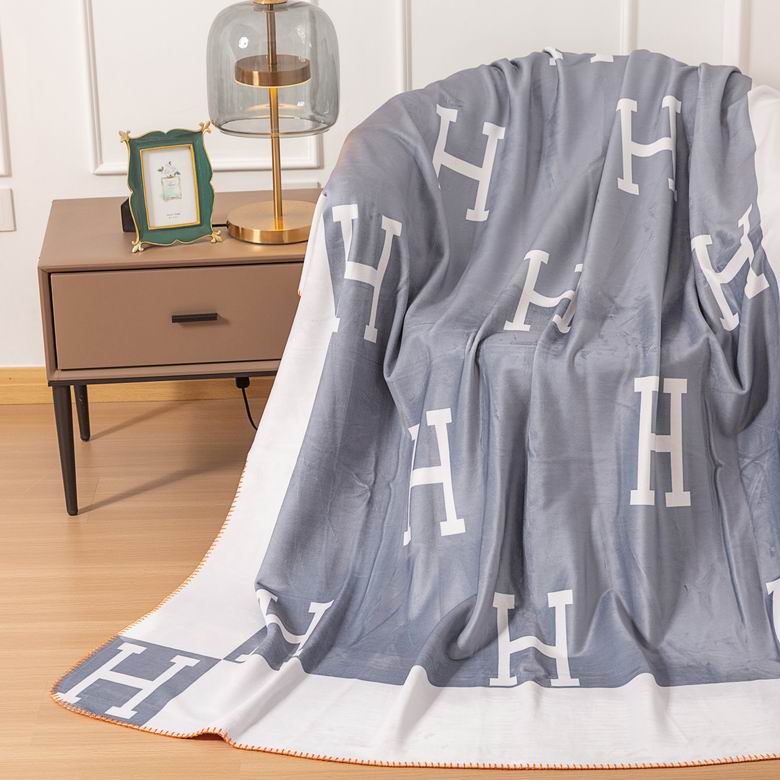 Hermes 1.5x1.5m 1.5x2m 2x2.3m   (18)