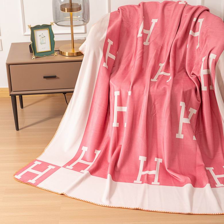 Hermes 1.5x1.5m 1.5x2m 2x2.3m   (2)