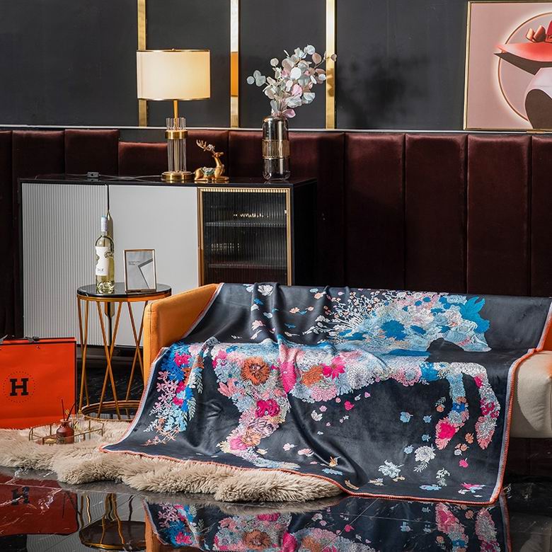 Hermes 1.5x1.5m 1.5x2m 2x2.3m   (2)