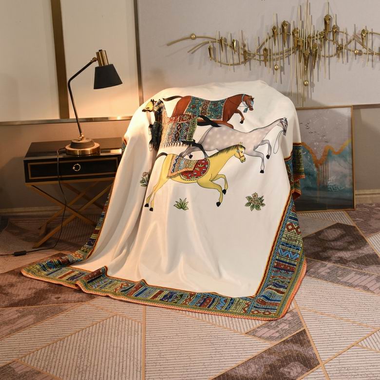 Hermes 1.5x1.5m 1.5x2m 2x2.3m   (2)