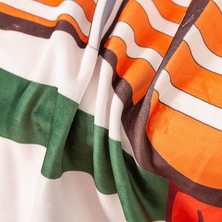 Hermes 1.5x1.5m 1.5x2m 2x2.3m   (22)