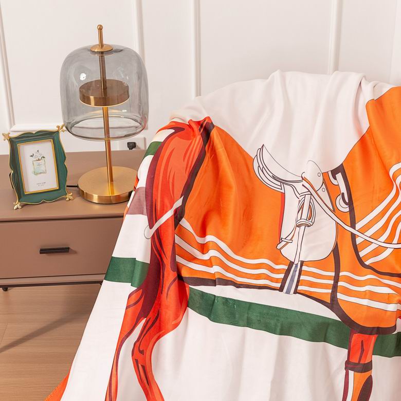 Hermes 1.5x1.5m 1.5x2m 2x2.3m   (24)