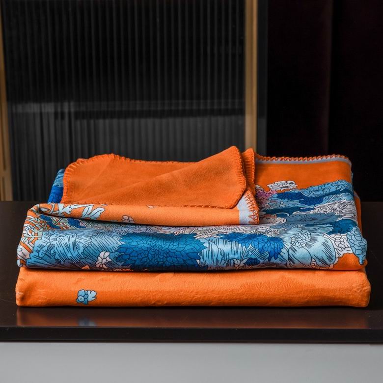 Hermes 1.5x1.5m 1.5x2m 2x2.3m   (7)