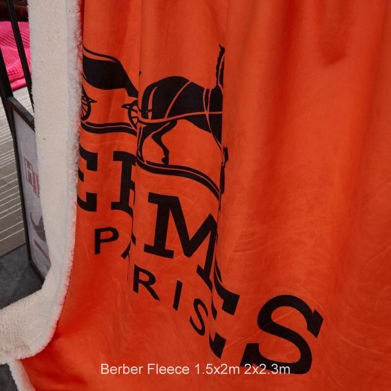 Hermes 1.5x2m 2x2.3m n (2)