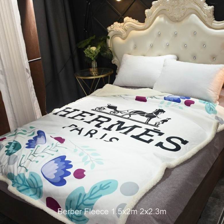 Hermes 1.5x2m 2x2.3m n (2)