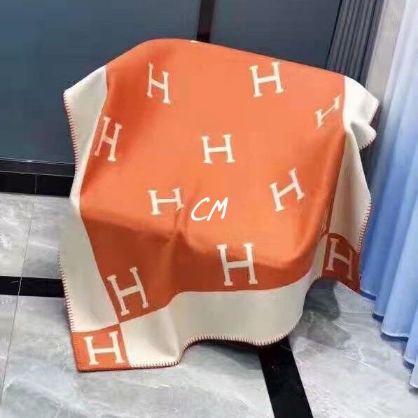 Hermes 170x135cm (2)
