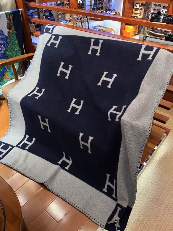 Hermes 170x135cm   (12)