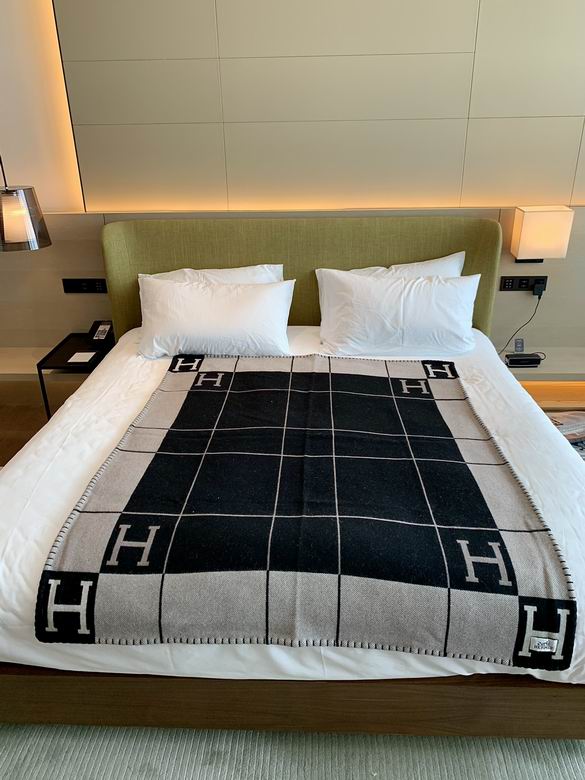 Hermes 170x135cm   (20)