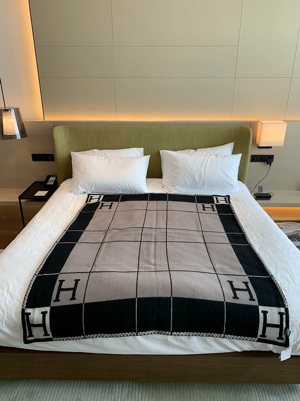 Hermes 170x135cm   (21)