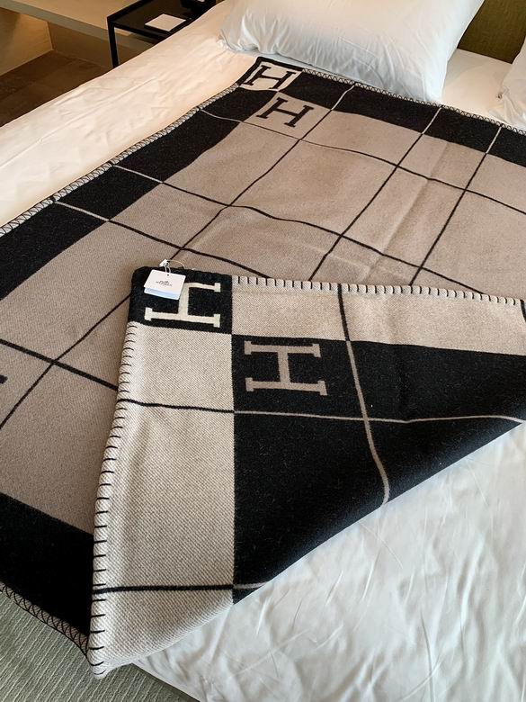 Hermes 170x135cm   (24)