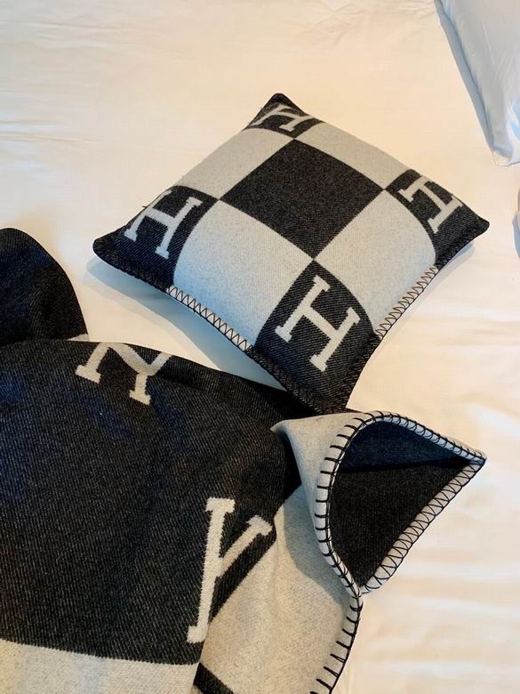 Hermes 170x135cm   (27)