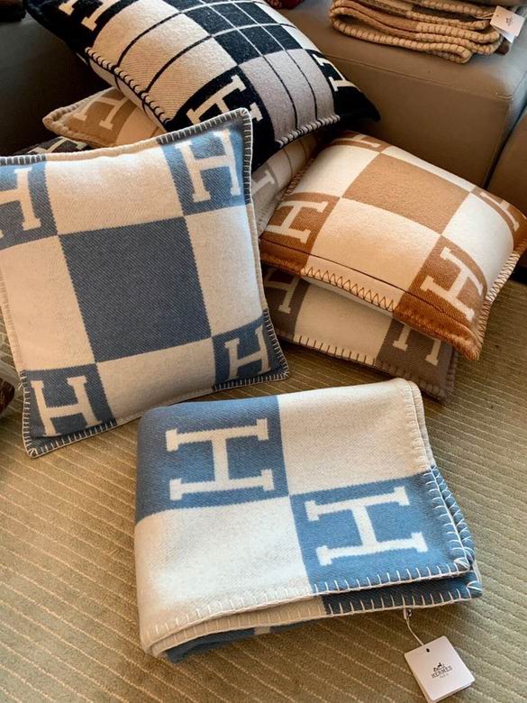 Hermes 170x135cm   (32)