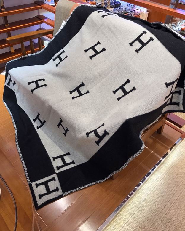 Hermes 170x135cm   (38)