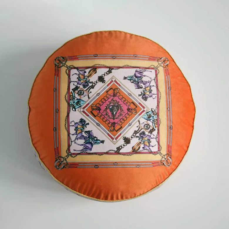 Hermes 45x45cm  (10)