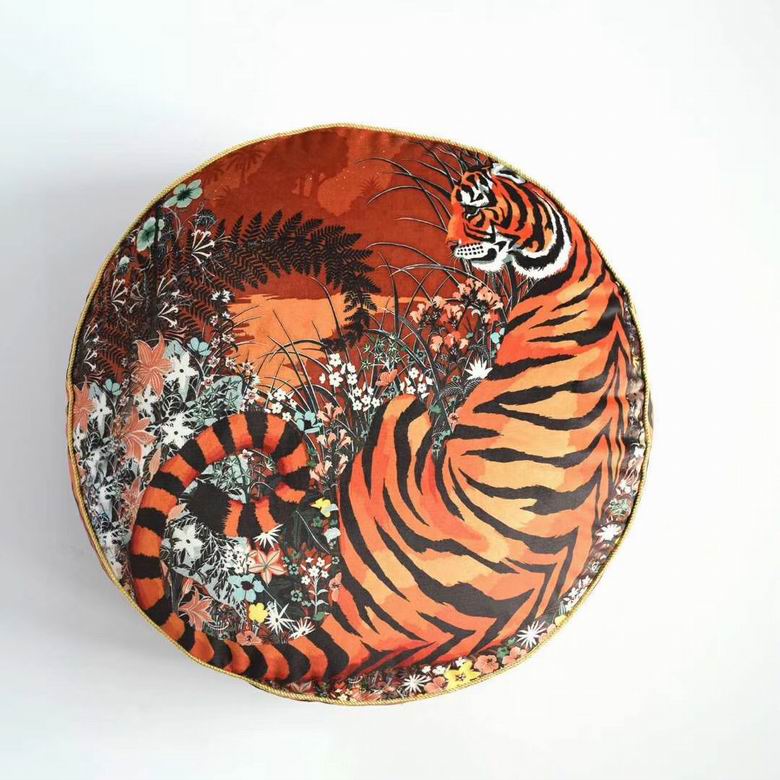 Hermes 45x45cm  (16)