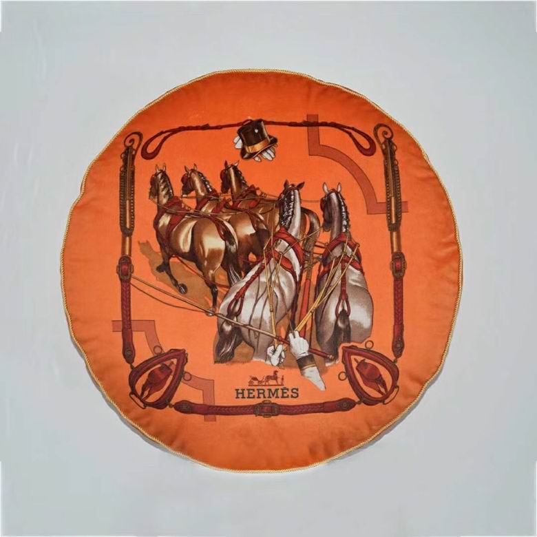 Hermes 45x45cm  (3)