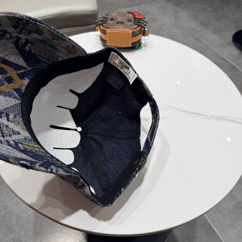Hermes Cap (6393)