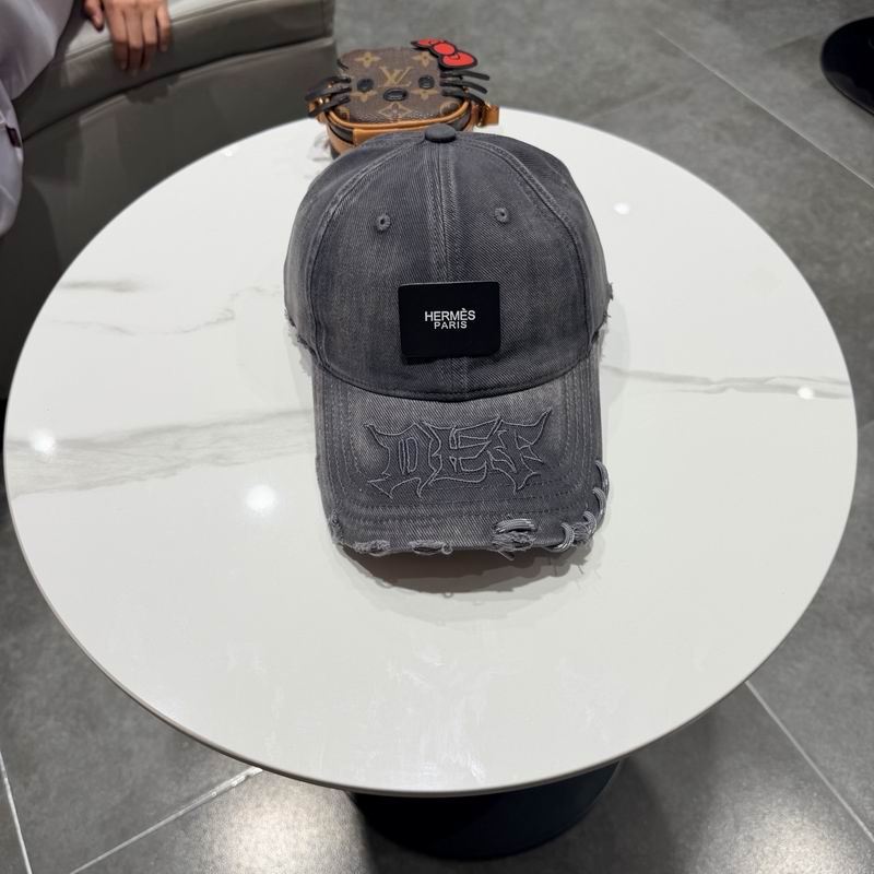 Hermes Cap (9371)