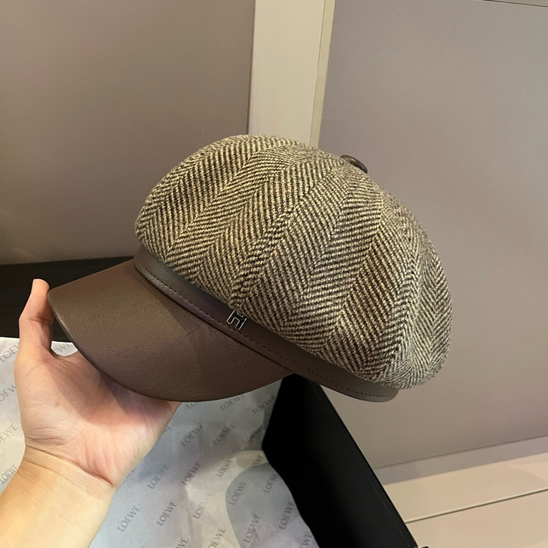 Hermes cap (94)