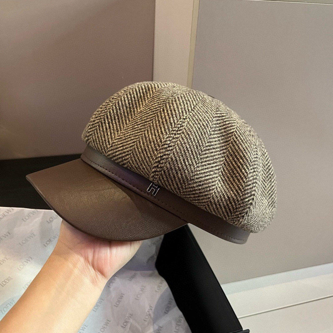Hermes cap (96)