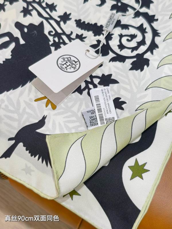 Hermes silk Scarf 90X90cm E19 (12)
