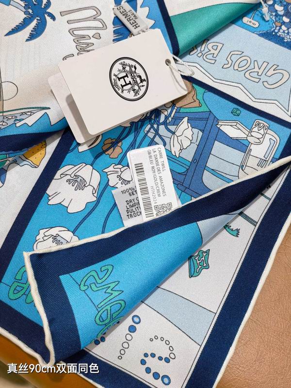 Hermes silk Scarf 90X90cm E27 (30)