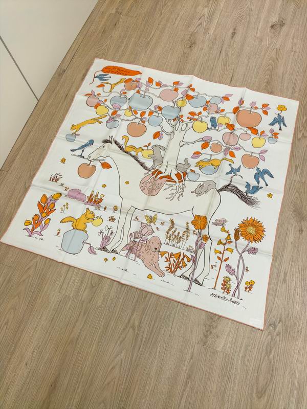 Hermes silk Scarf E (3)