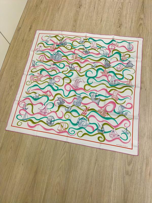 Hermes silk Scarf E (32)