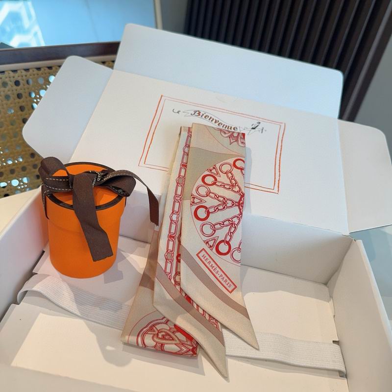 Hermes silk ribbon 86X5cm E15 (54)