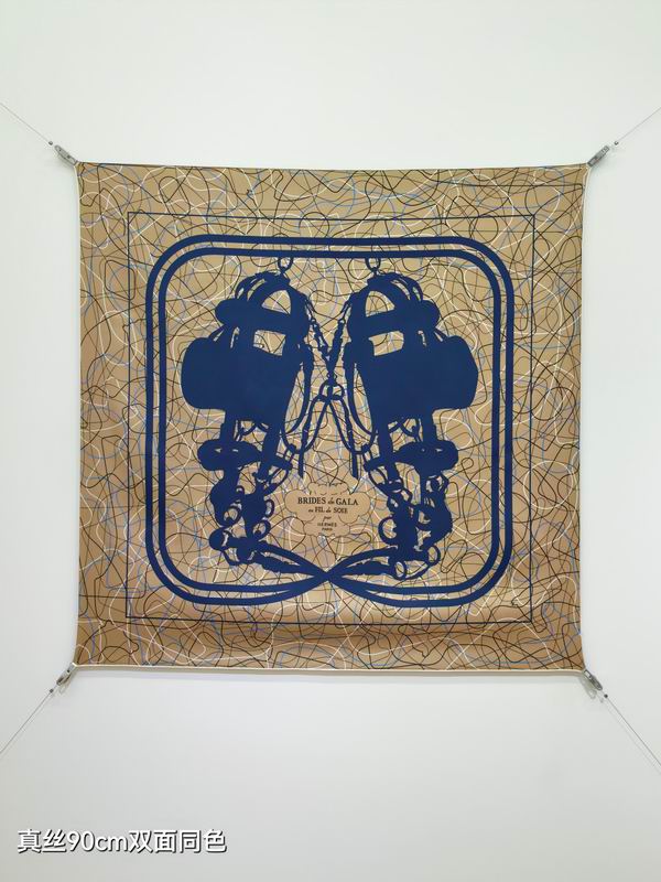 Hermes silk scarf 90X90cm E12 (25)