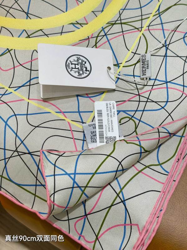 Hermes silk scarf 90X90cm E12 (32)