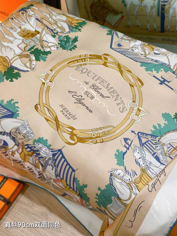 Hermes silk scarf 90X90cm E15 (22)