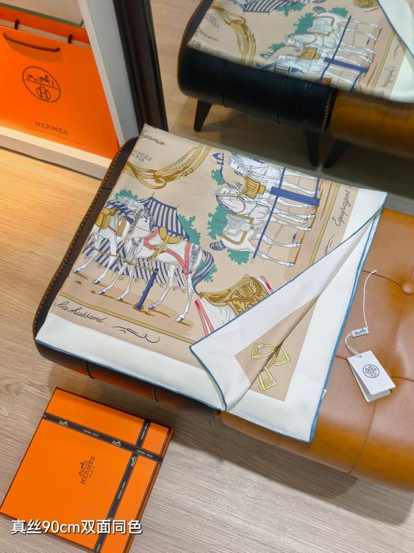 Hermes silk scarf 90X90cm E15 (24)