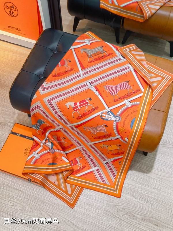 Hermes silk scarf 90X90cm E41 (36)