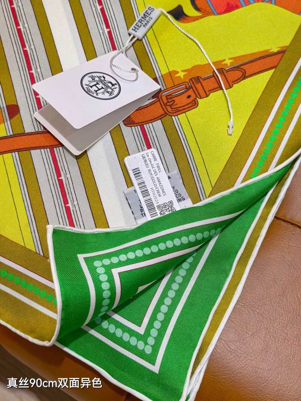 Hermes silk scarf 90X90cm E41 (4)