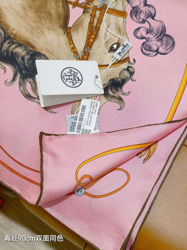 Hermes silk scarf 90X90cm E42 (24)