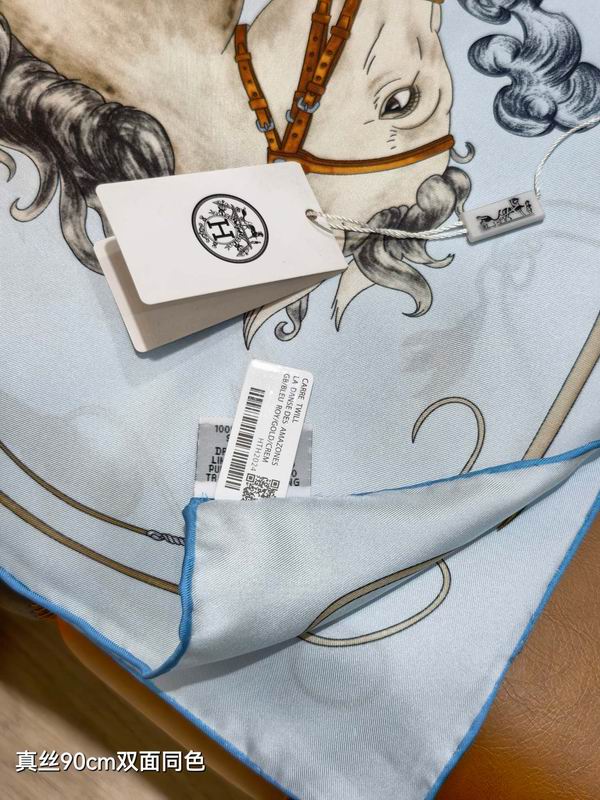 Hermes silk scarf 90X90cm E42 (34)
