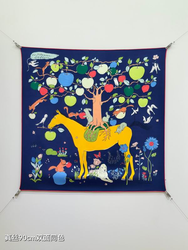 Hermes silk scarf 90X90cm E52 (18)