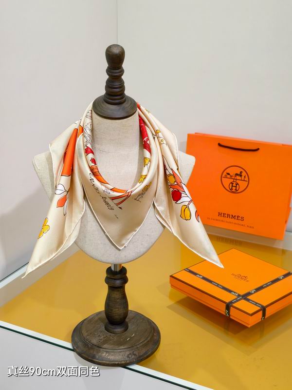 Hermes silk scarf 90X90cm E52 (2)