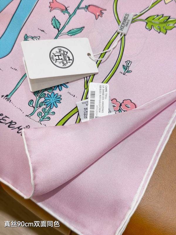 Hermes silk scarf 90X90cm E52 (44)