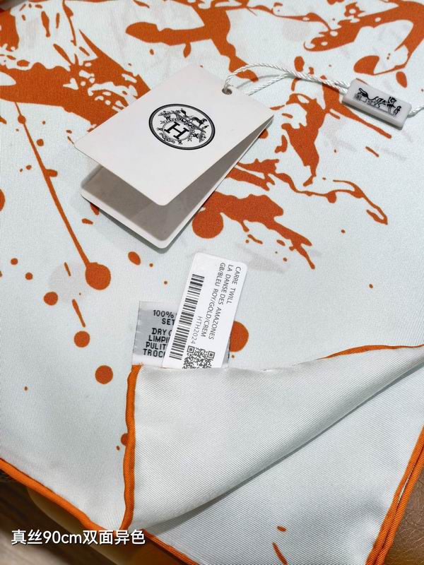 Hermes silk scarf 90X90cm E54 (14)