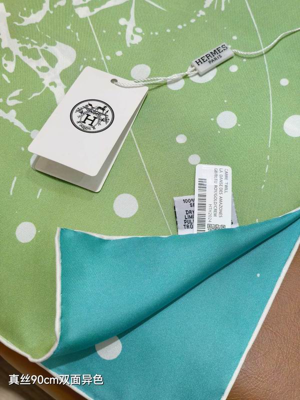 Hermes silk scarf 90X90cm E54 (24)