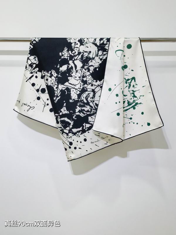 Hermes silk scarf 90X90cm E54 (3)
