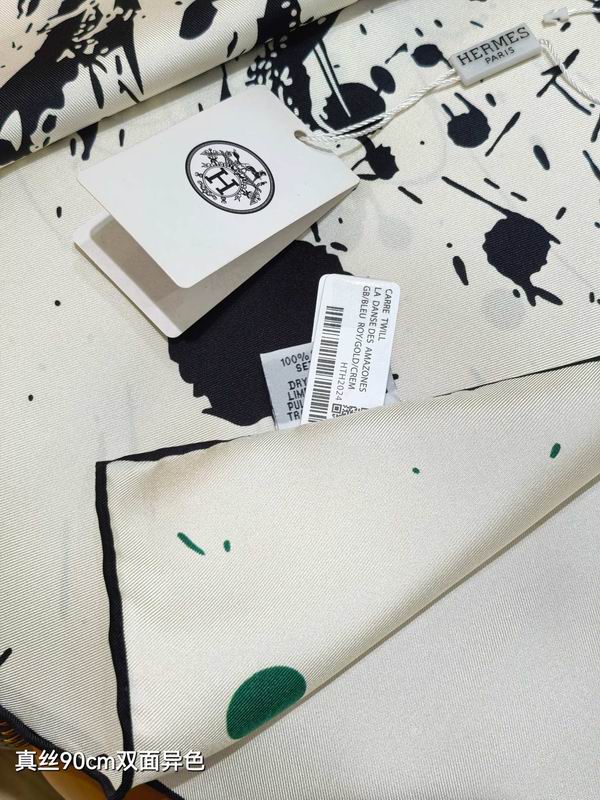 Hermes silk scarf 90X90cm E54 (4)