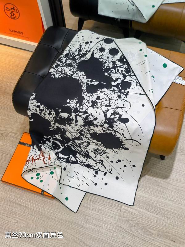 Hermes silk scarf 90X90cm E54 (6)